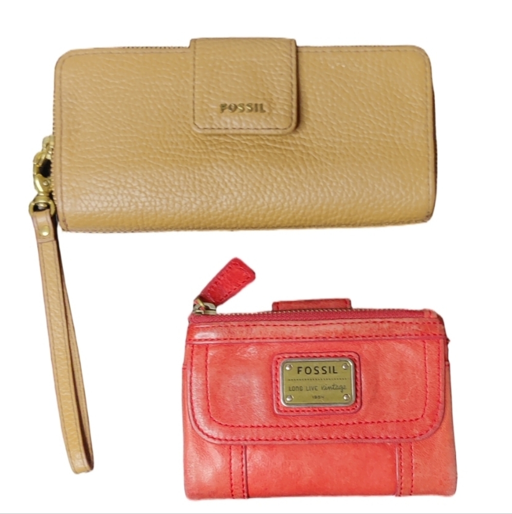 Fossil Tan Women's Wallet Duo Wristlet & Wallet